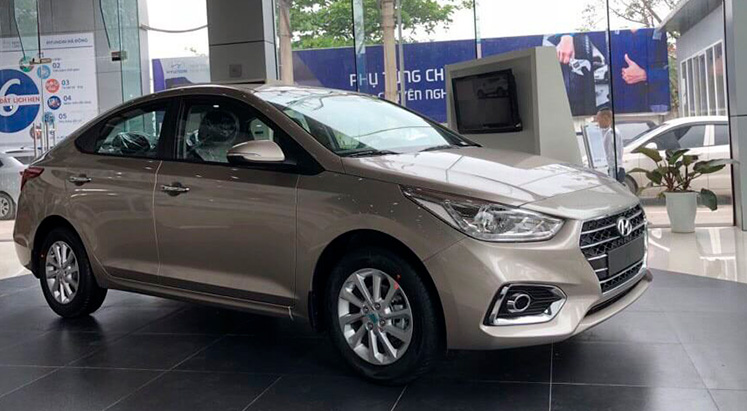 Hyundai accent vàng be