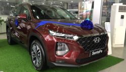 Hyundai Santafe dầu cao cấp màu đỏ