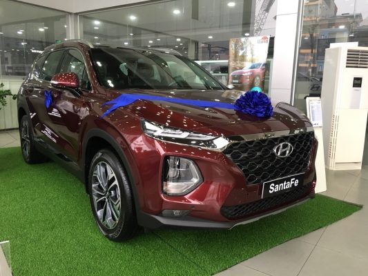 Hyundai Santafe dầu cao cấp màu đỏ