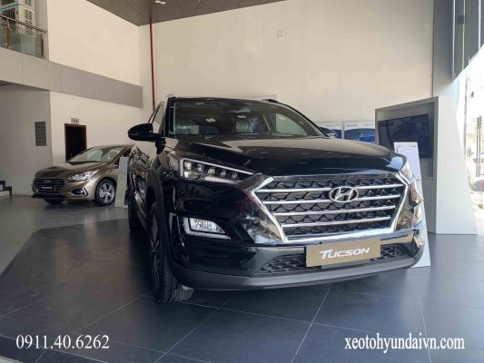 Hyundai Tucson màu đen