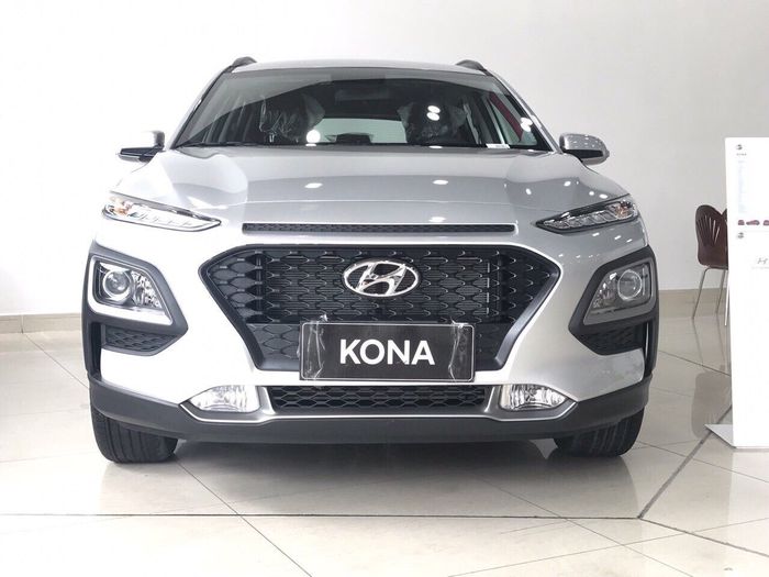 Hyundai Kona Màu Bạc - Giá Bán + Khuyến Mại Hấp Dẫn